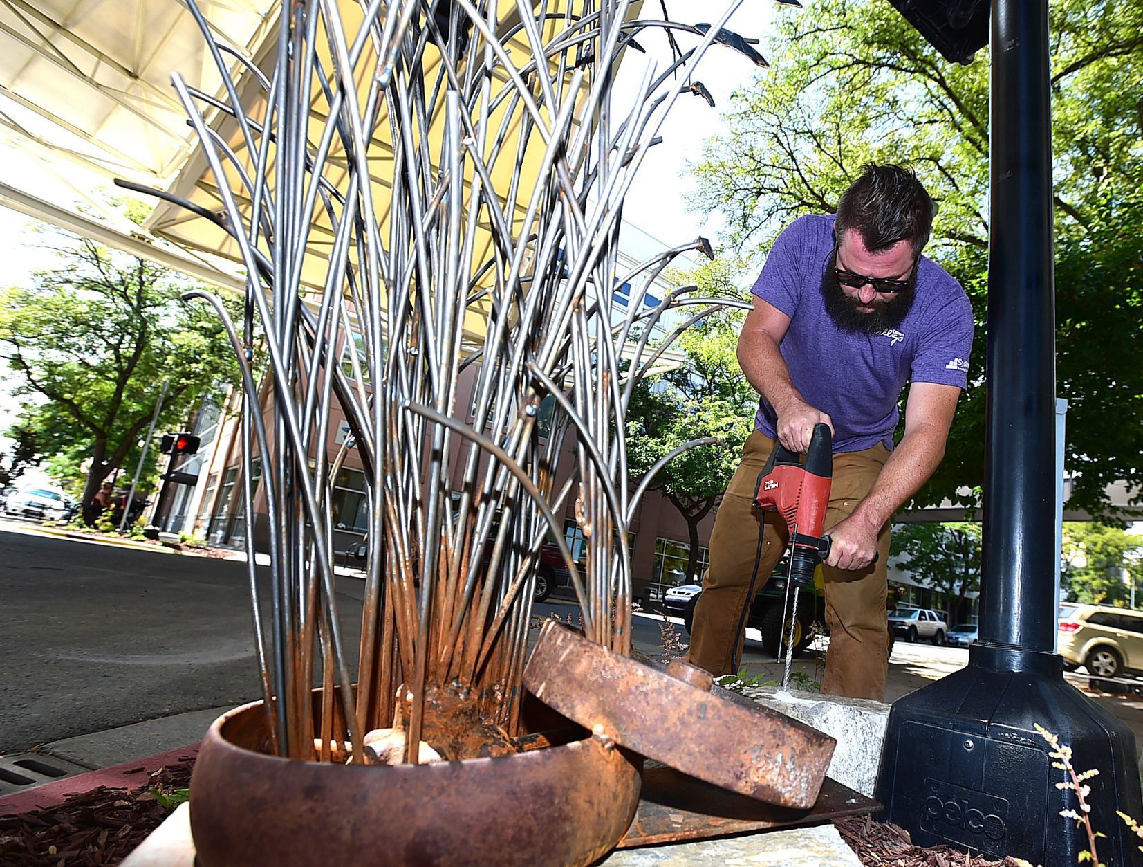 New sculpture under Skypoint